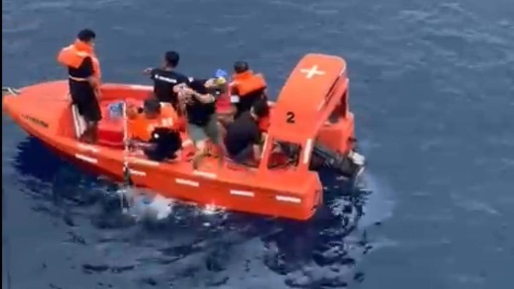 Insiden di Laut: Penumpang Kapal Rute Nunukan-Parepare Lompat ke Laut, Diduga ODGJ